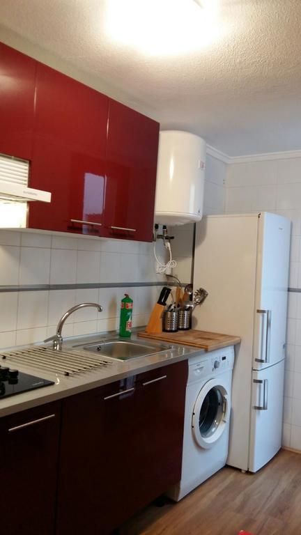 Calle Rafal Торевиеха Екстериор снимка