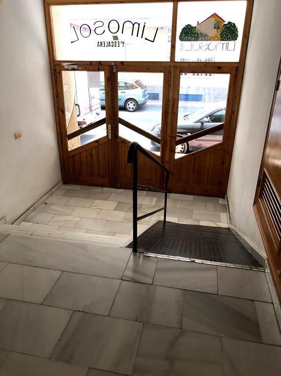 Calle Rafal Торевиеха Екстериор снимка